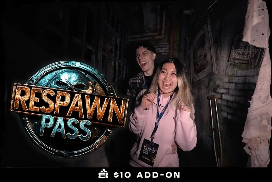 Two guests screaming with Repawn Pass logo at haunted attraction Bay Area