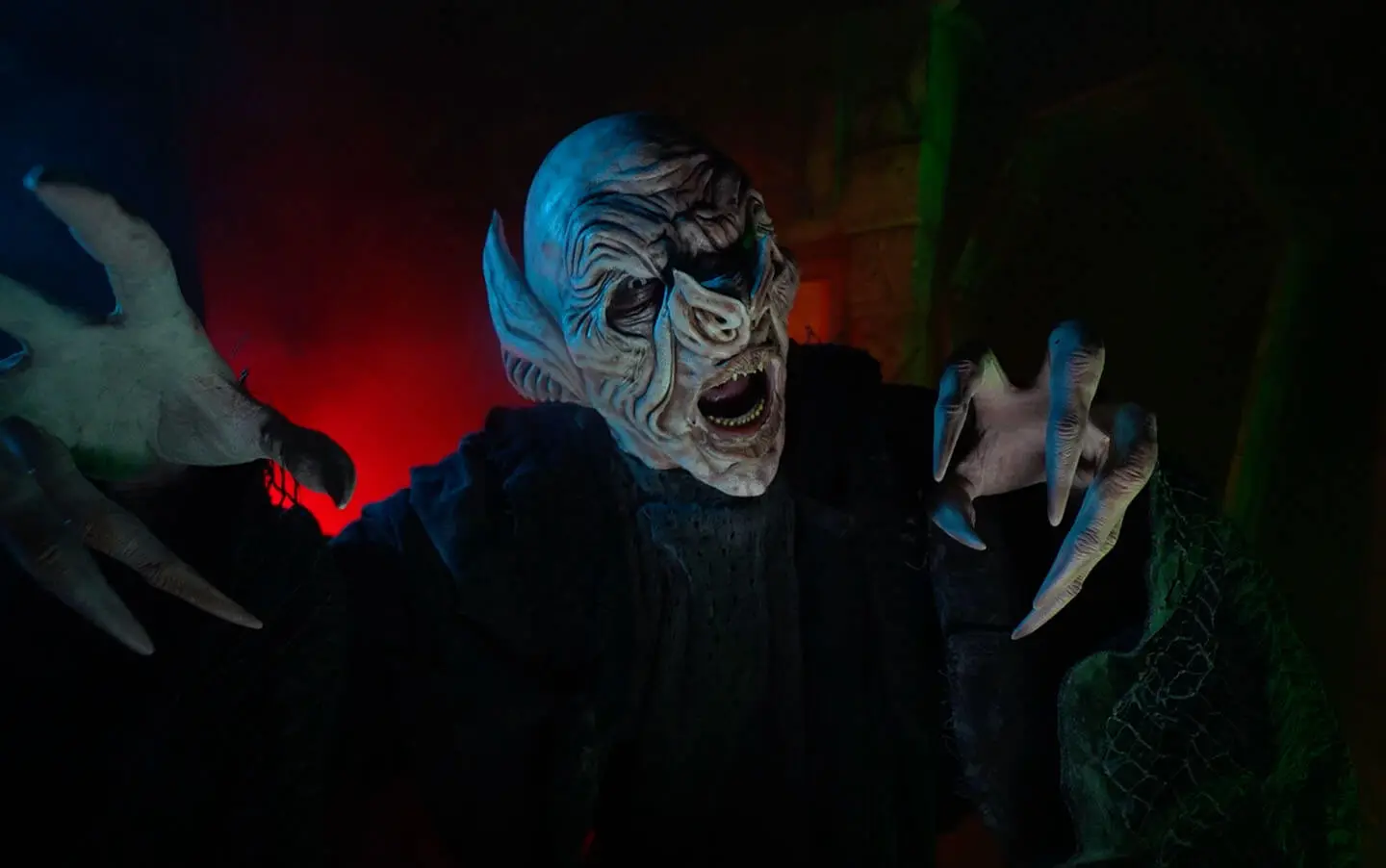 Bay Area haunted house – scariest 2-in-1 attraction in California